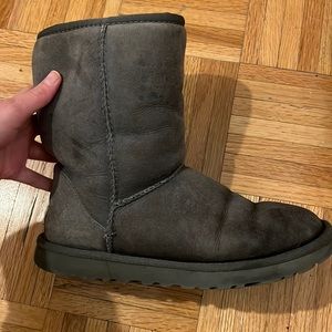 Uggs size 8. Super old and stained but still have life